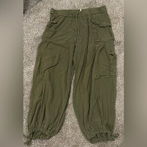 Free People Olive Green cargo jogger pants size L